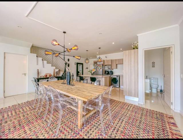 3 BEDROOM TOWNHOUSE FOR SALE IN BRYANSTON